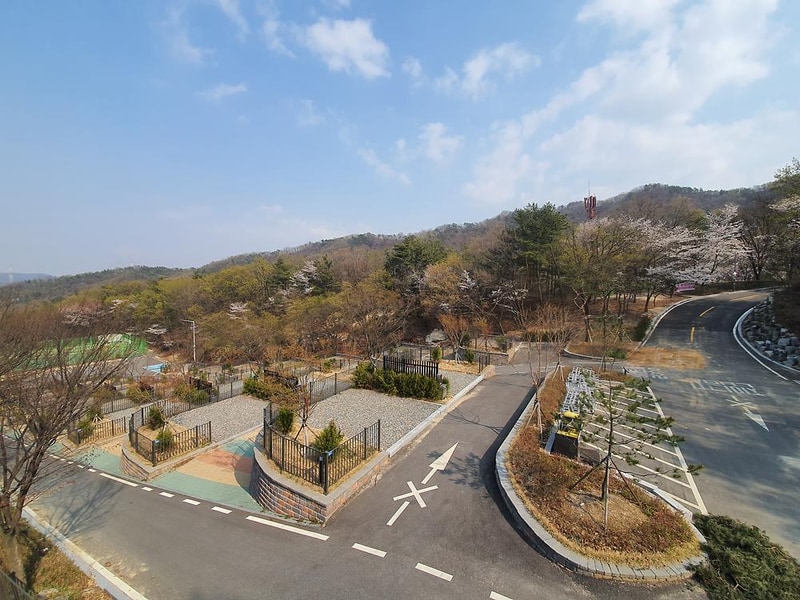 아산 영인산자연휴양림 숲속야영장 시설 사진 2