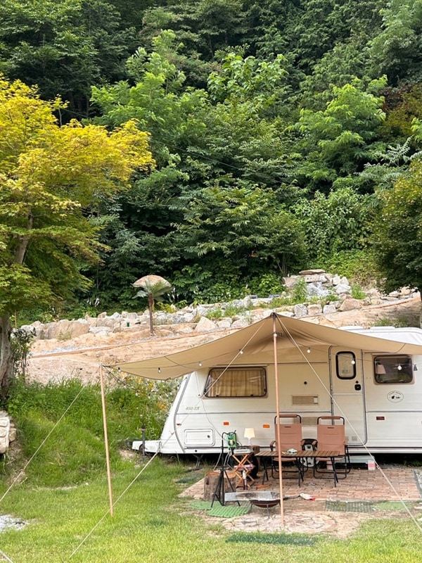전주 도심 속 힐링을 원한다면 카라반 글램핑 추천 “캠프히어”