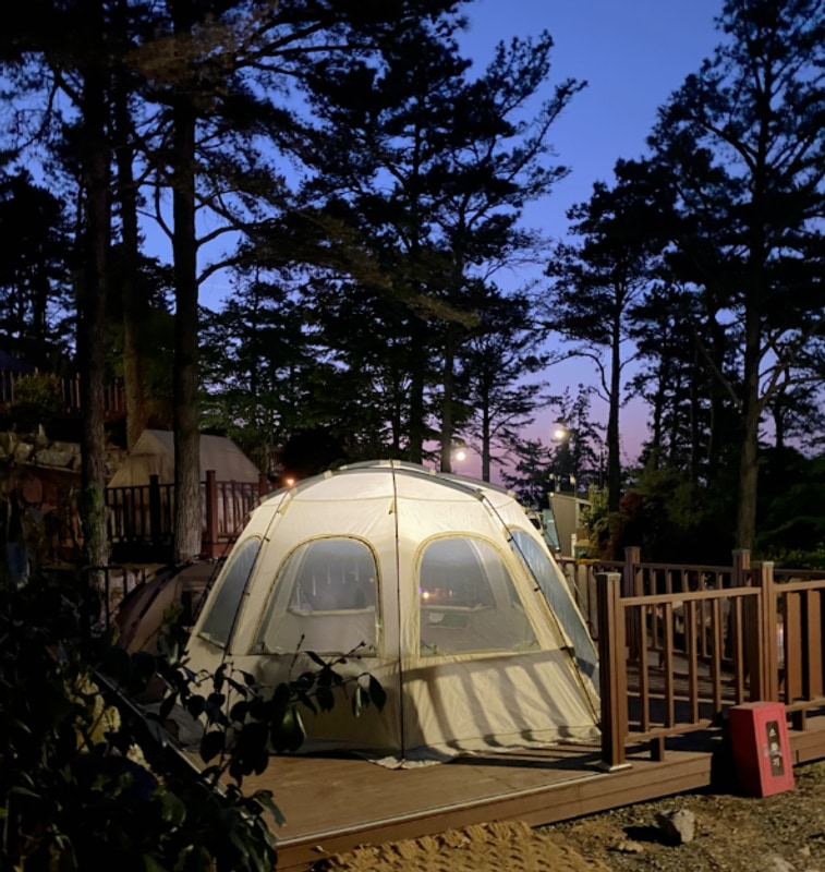 전남캠핑 추천｜영암 국민여가캠핑장, 월출산 자락 숲속 힐링...