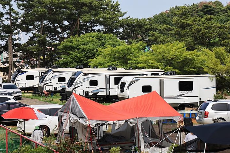 홀리데이캠핑파크 대표 사진