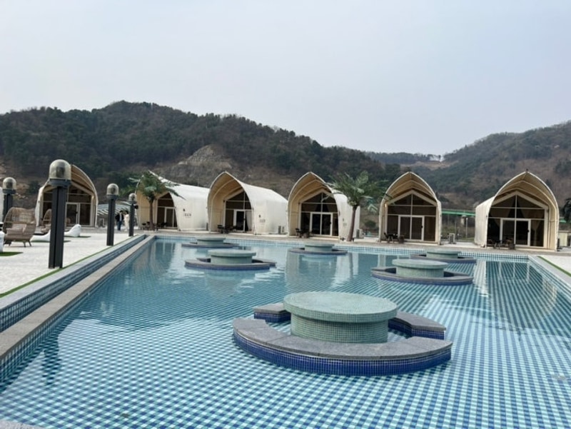 가평 트라움풀빌라글램핑&카라반