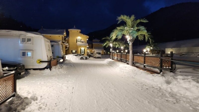 무주카라반 알로프랑스펜션