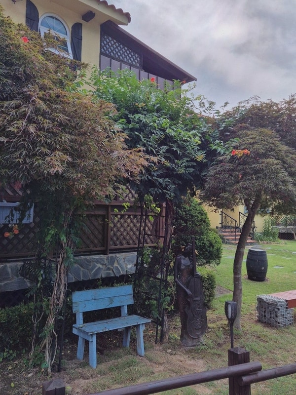 무주카라반으로 즐기는 힐링 여행, 알로프랑스펜션