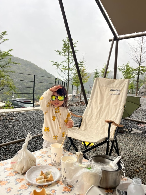 경기도 연천 신상 아미힐 캠핑장 깨끗한 시설 아이랑캠핑...