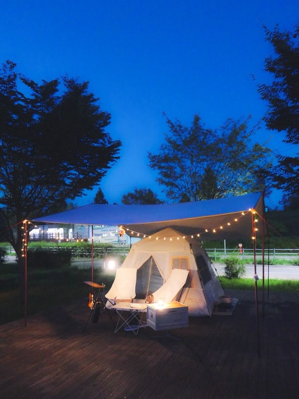 여주 이포보 웰빙 캠핑장 52번 사이트 : 넓은 데크와 모닥불