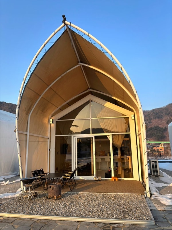 [영또의 여행투어] 가평 글램핑 : 트라움풀빌라글램핑&카라반...