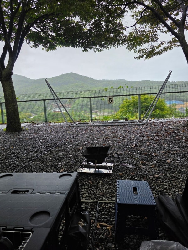 초보 캠핑! 용인 근교 캠핑장 용인미르힐