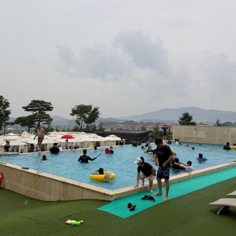 천안 근교 아산 밤소리 글램핑 취사가능 야간 수영장 평상 예약