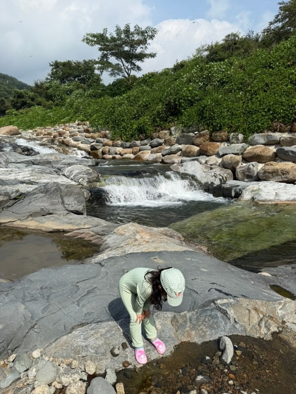 34개월 51개월 산청 지리산반달캠핑장 청정계곡이 매력인...