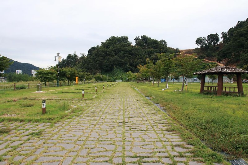 칠곡보 오토캠핑장 시설 사진 1