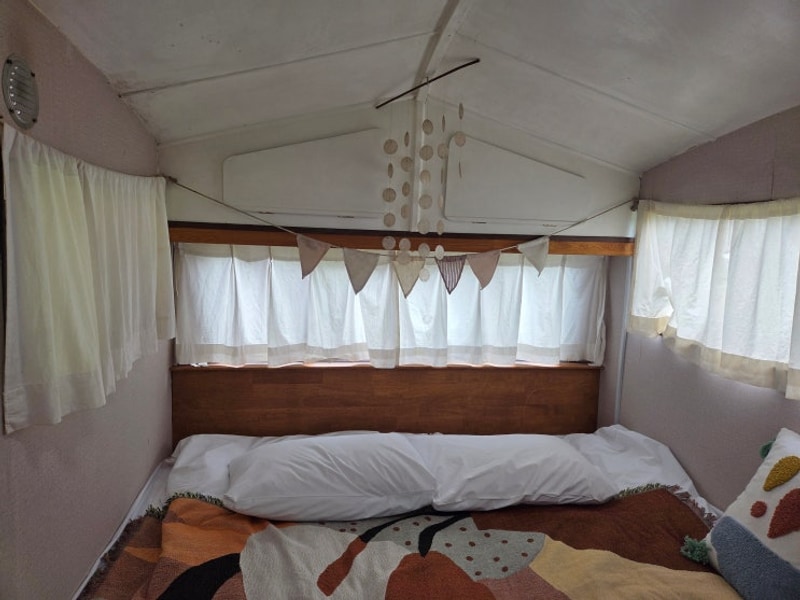 힐링 감성 그 자체인 서울 근교 글램핑 강화 어반티지 캠핑장...