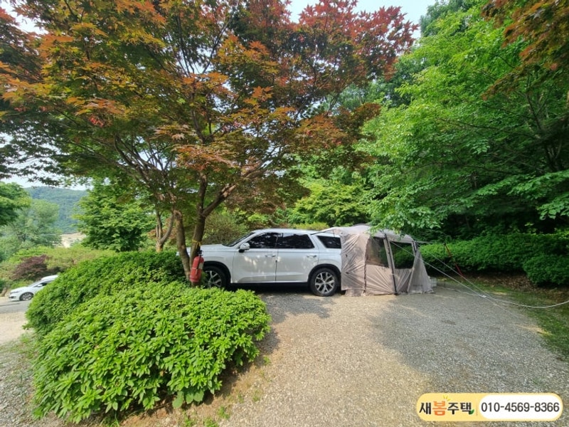 양평수목원캠핑장 명당 단독사이트 4번, 작은 폭포, 호수에서...