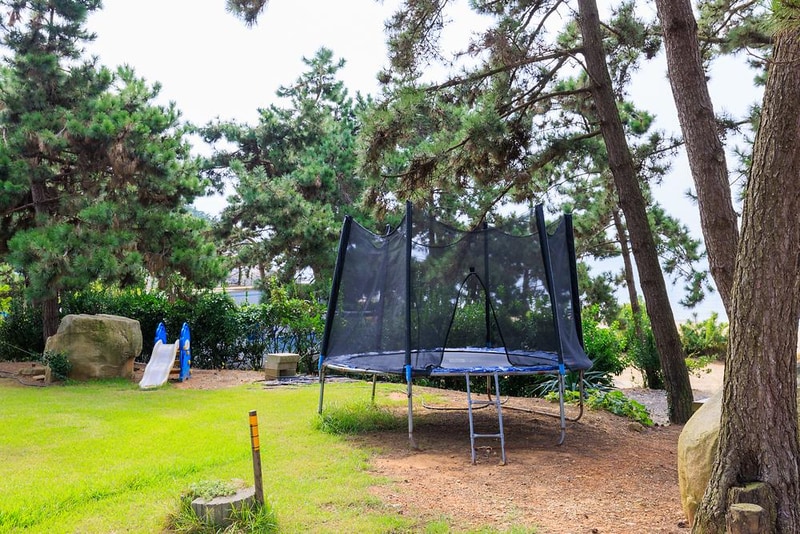 하늘아래 캠핑 시설 사진 7