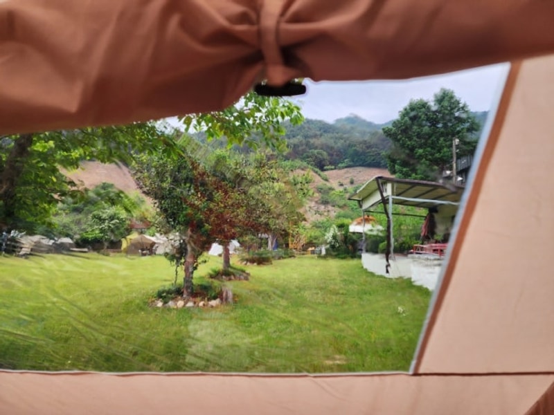 [ 캠핑장 ] 넓은 잔디밭이 매력적인 곡성 섬진강문화학교 캠핑장