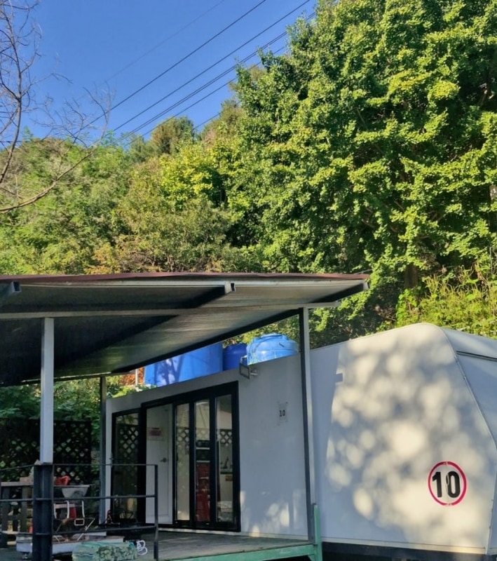 가평 새연글램핑카라반 설악2호점 자연 속 바베큐&모닥불 감성...