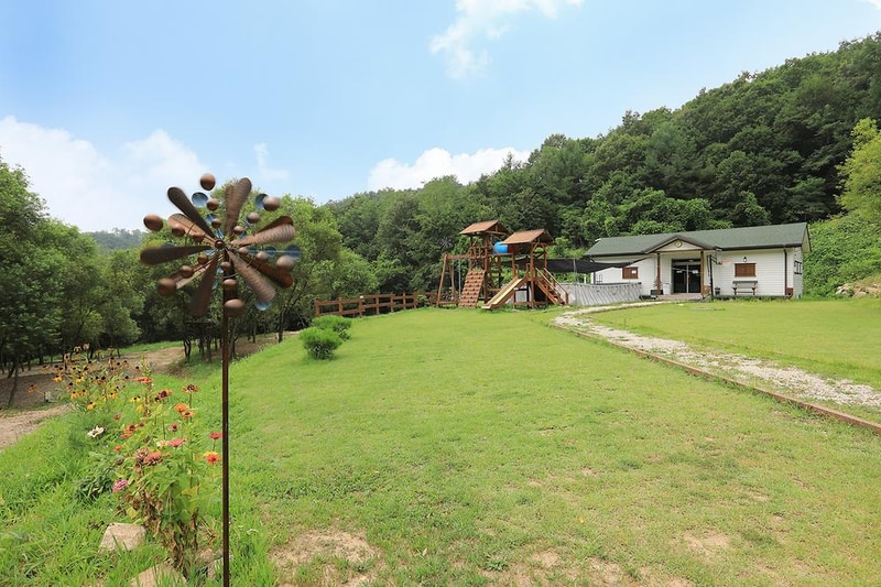 숲속캠핑장 시설 사진 1