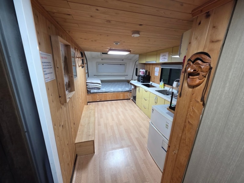 도봉자연힐링캠핑장(연천미라클타운) 캐빈하우스 1호 50평형...