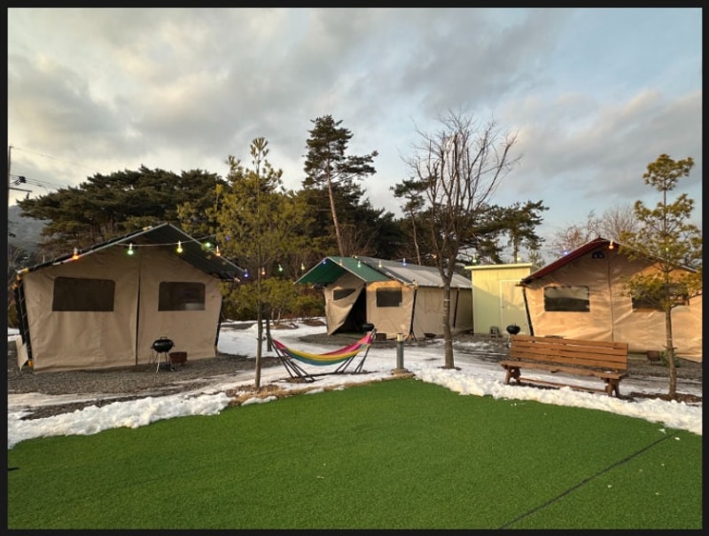 반려견과 함께 바베큐  불멍까지 완벽한 포천 쿠나글램핑