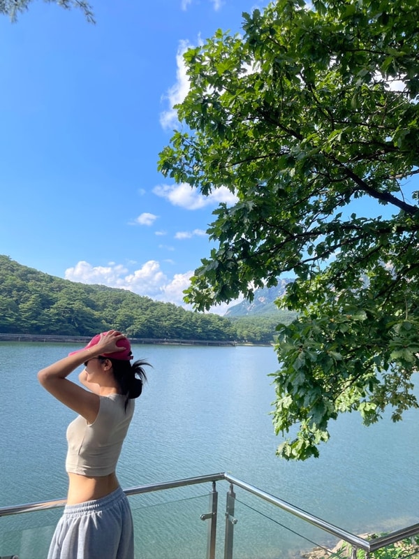 포천 캠핑 카라반추천... 뷰좋은 청계호수 자작나무숲 캠핑장...