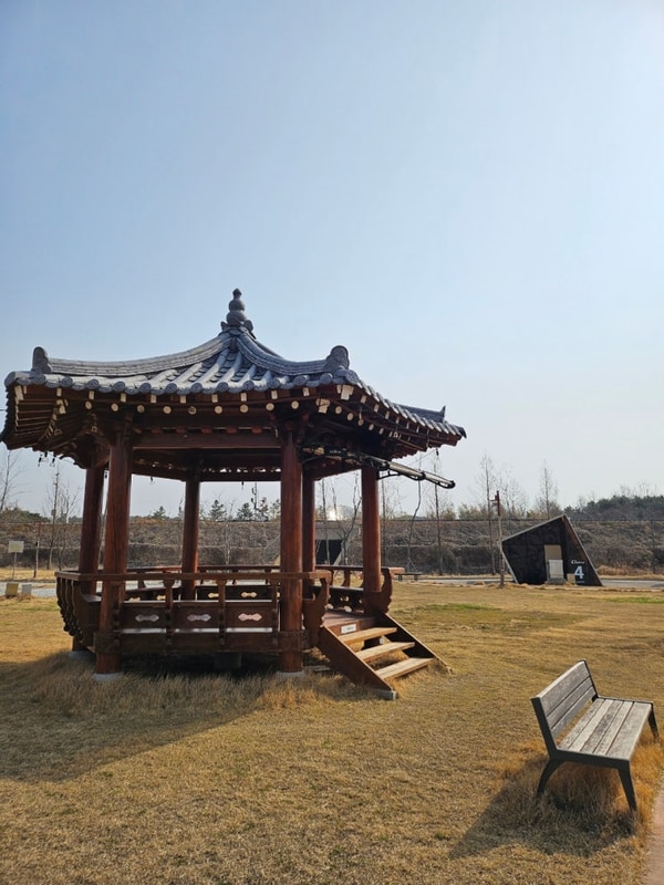[서천 캠핑장] 국립생태원이... 자연친화적 캠핑장 '스테리움 서천'