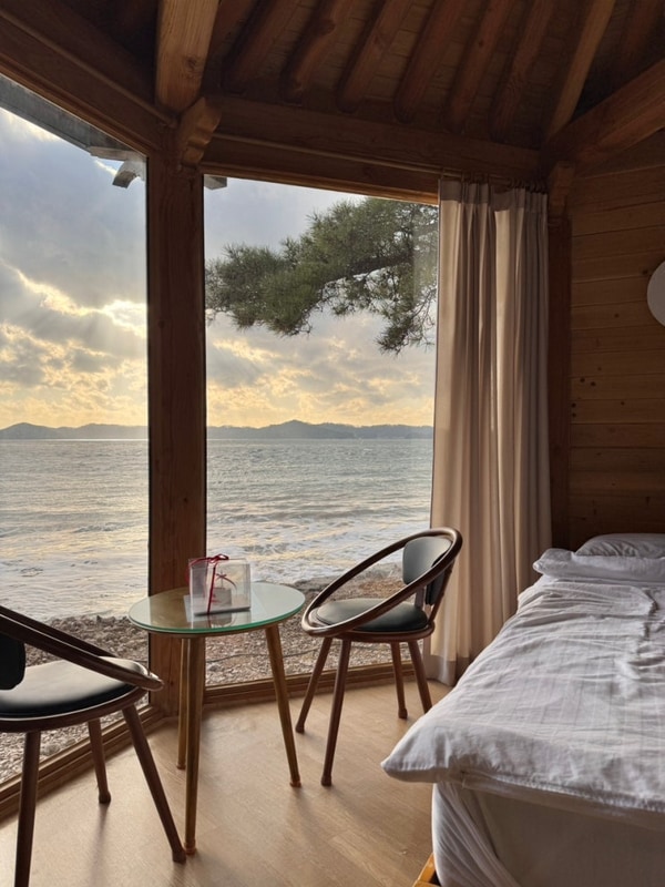 서산벌천포캠핑장 한옥 글램핑 | 오션뷰 감성 숙소 | 서해 일몰...