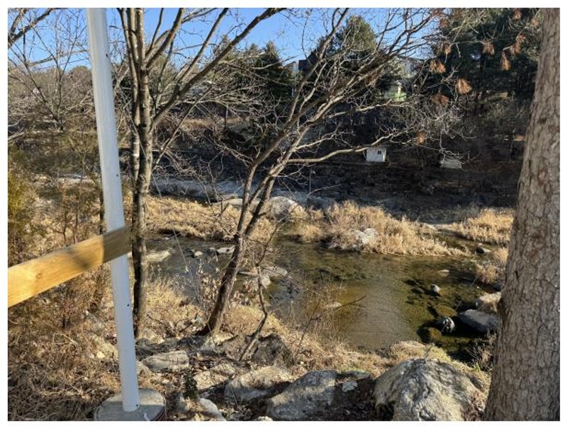 가평 더아리웃집 모롱공간, 글램핑으로 즐기는 완벽한 커플 여행