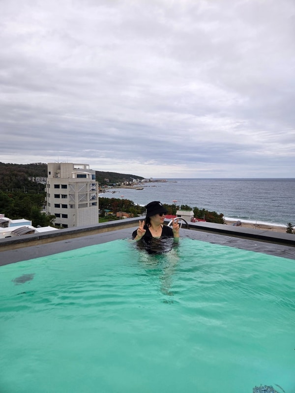 경주 감포 뷰델카라반펜션 수영장 있는 경주카라반 힐링여행