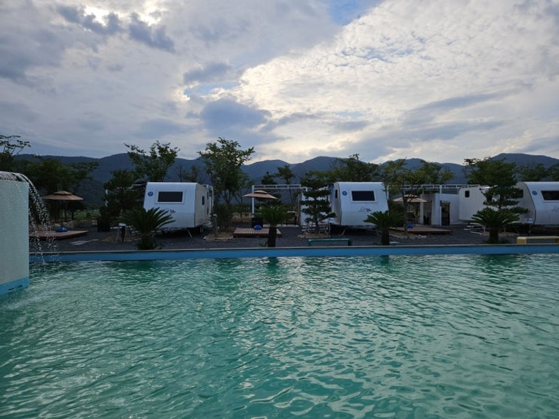 청도 글램핑 새로오픈한 신상... 최대 리조트형 글램핑장 후기