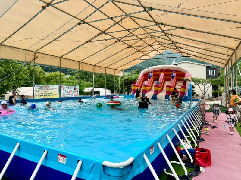 치악산 계곡과 드넓은 수영장이 최고인 원주 "한다리골캠핑장"