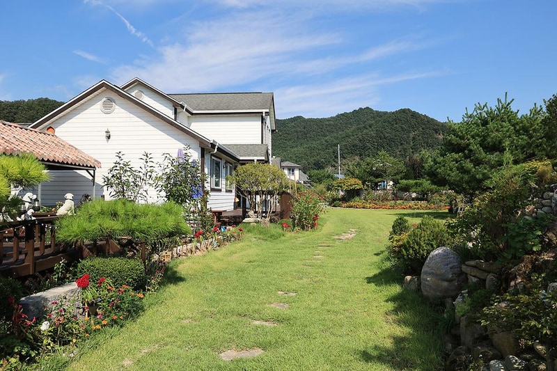 솔밭사이로 캠핑&펜션 시설 사진 13