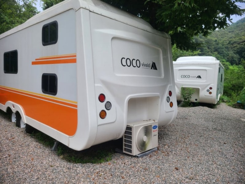 석산계곡 코코비발디글램핑 카라반 오토캠핑장