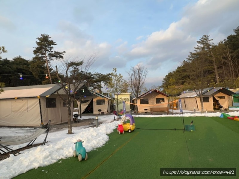 반려견 동반으로 완벽한 여행지 포천 쿠나글램핑