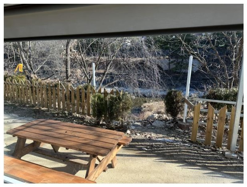 가평 더아리웃집 모롱공간, 서울 근교에서 독채 글램핑 즐기기