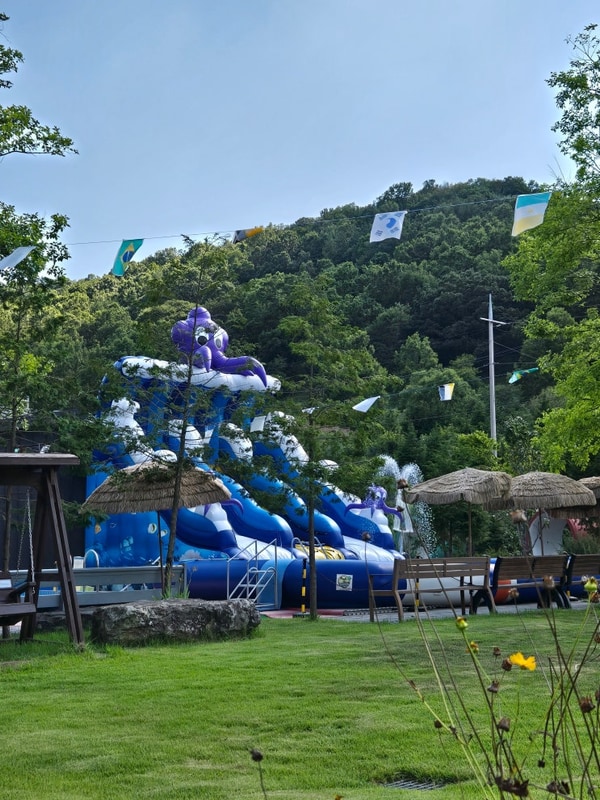 의령 - 아이와 함께 가기 좋은 '더멍스테이 캠핑장'