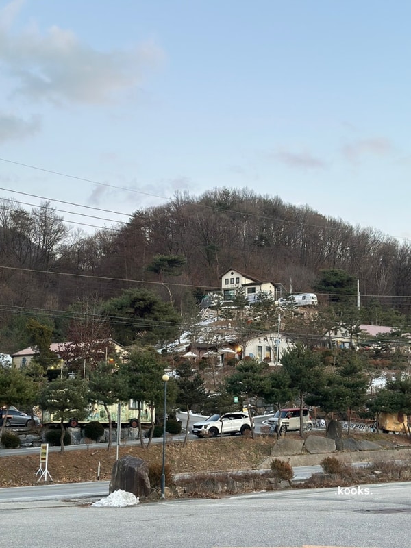 충북 충주 충주호 커피박물관 글램핑카라반 펜션