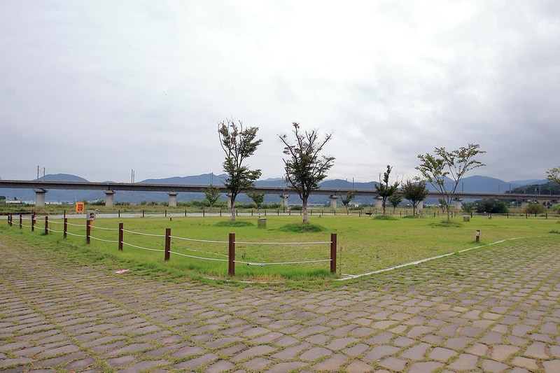 칠곡보 오토캠핑장 시설 사진 16