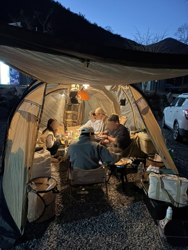 [청도 캠프 1530 오토캠핑장] 3가족 캠핑 – 펜션 & 텐트 혼합...