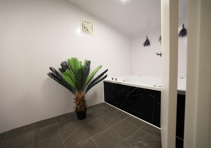 일루 글램핑 스파 시설 사진 12