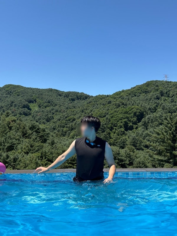 [포천] 인피니티풀 수영장과 계곡이 있는 엉클킴스 캠핑장...