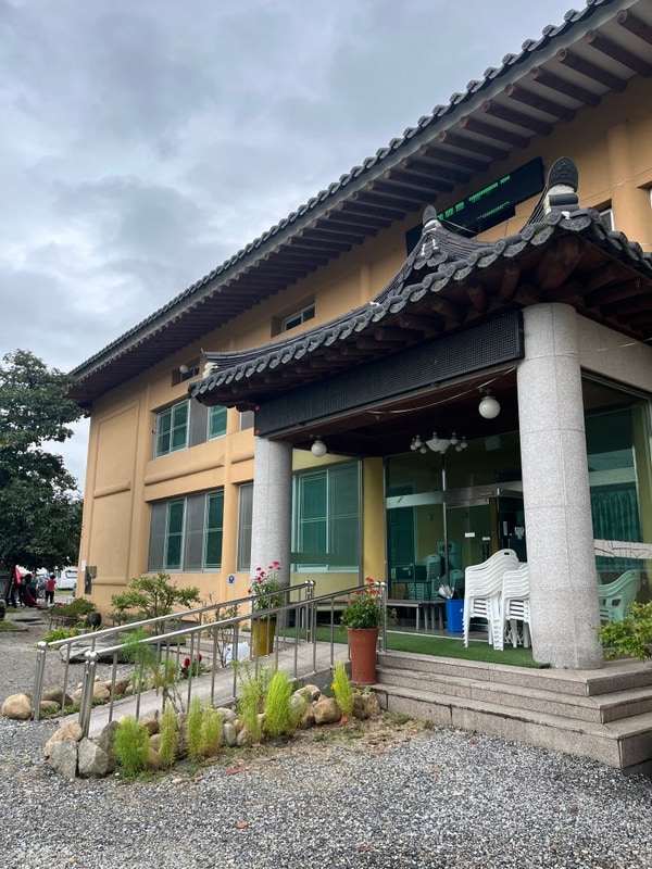 [충북 보은] 속리산 근처... 구 정이품송 캠핑장 '휴힐링'