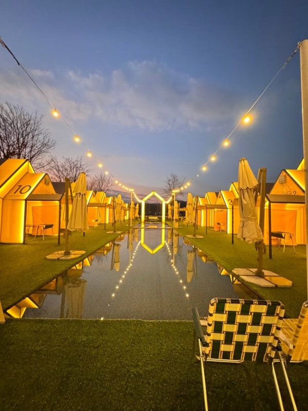 춘천 글램핑 | 신상 맛집 느낌 가득한 캠프 파지립, 조명 켜지는...