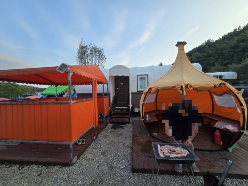 경남 고성 카라반 [옥수온천캠핑랜드] 10번 자리 이용후기