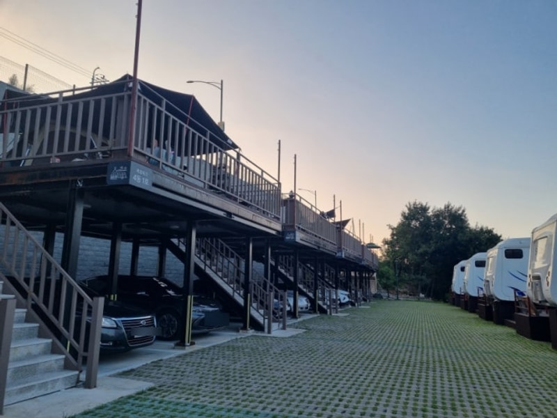 인천 - '섬뜰아래' 무의도 오션뷰 캠핑장 카라반 이용후기