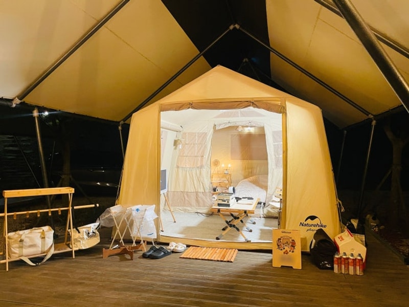 있는 캠핑장] 탁 트인 논 밭 뷰의 깔끔한 강화 스톤 캠핑장