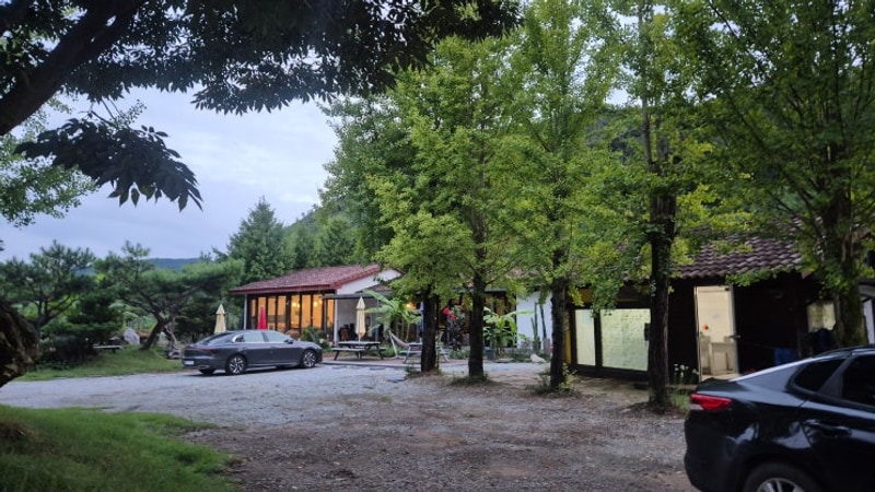 충주햇살아래 캠핑장,백년만의 가족캠핑 다시 시작하는 설레임...