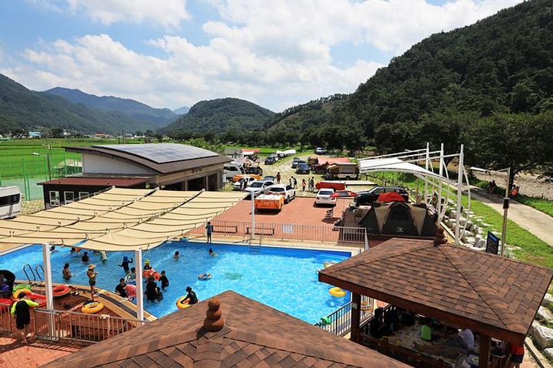 오지봉커뮤니센터 야영장 대표 사진