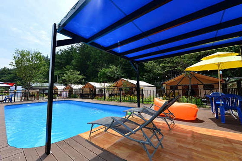 가평 계곡 옆 수영장 글램핑, 여름휴가 끝판왕!