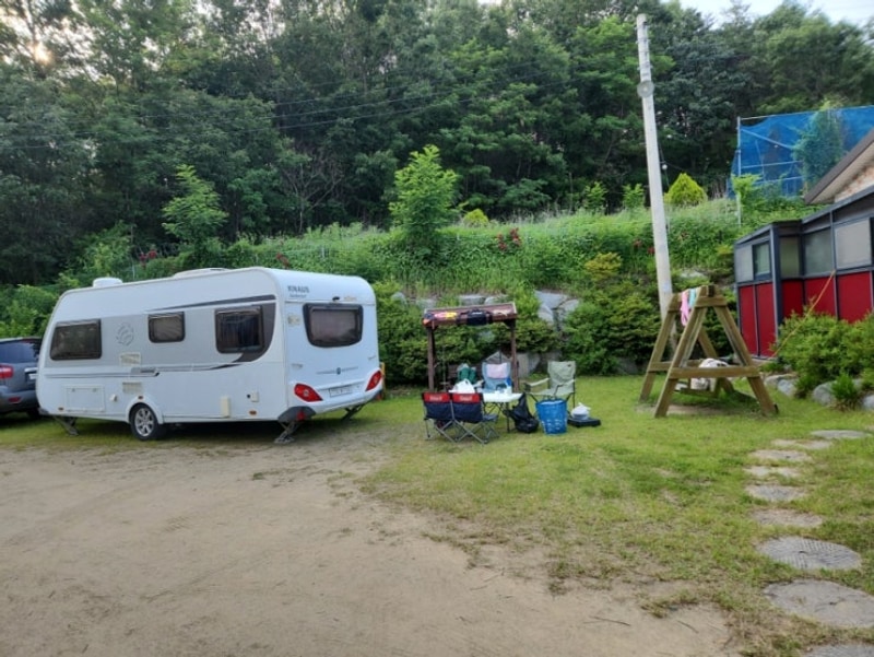 군위 청화산 캠핑장 – 네 식구 소소한 여름 캠핑 (4세, 6세...