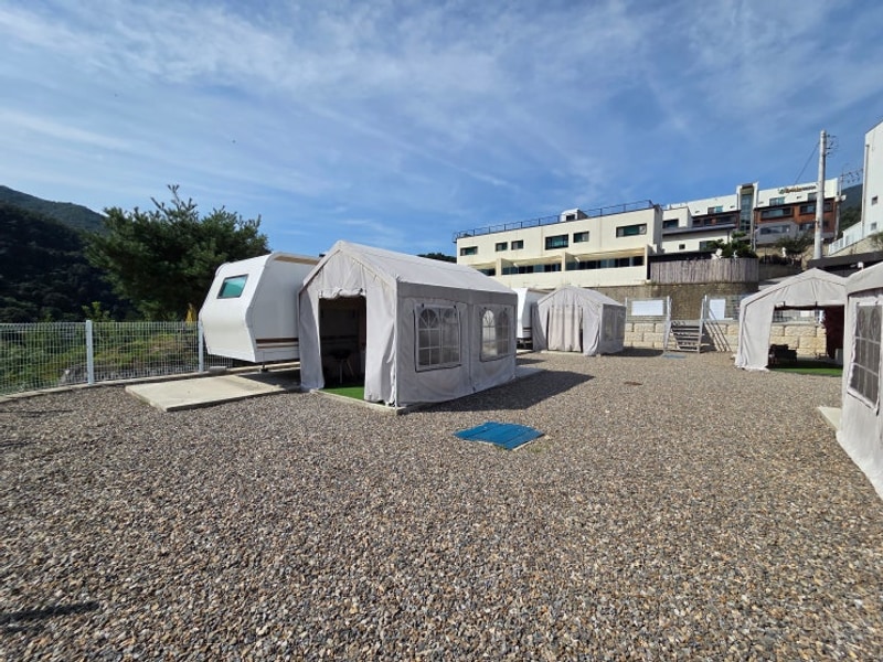 경기도 가평 신축 숙소... 커플여행 추천 가화2372 카라반글램핑