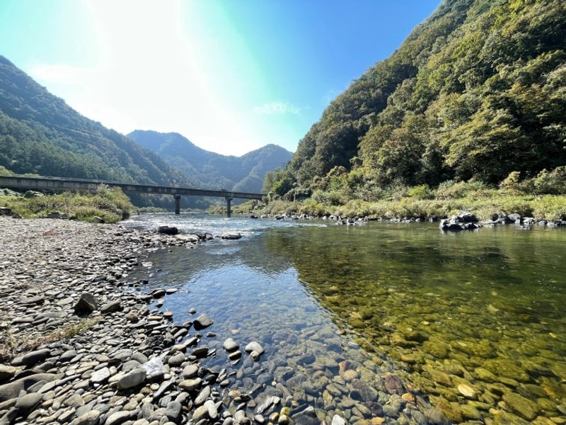 [캠핑 후기] 영월 마루펜션캠핑장 : 평창강 뷰 훌륭 + 넓은...